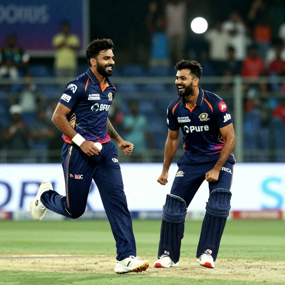 ব্লকচেইনের খাতায় ক্রিকেটের হিসাব: ডেটা, বিশ্বাস আর খালি স্টেডিয়ামের নীরবতা ব্লকচেইনের খাতায় ক্রিকেটের হিসাব: ডেটা, বিশ্বাস আর খালি স্টেডিয়ামের নীরবতা