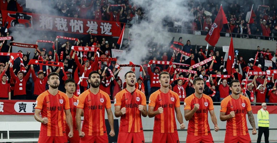 Empty Files, Real Culprits: Data Pipelines and the Role of Blockchain in Football Transfer Journalism Empty Files, Real Culprits: Data Pipelines and the Role of Blockchain in Football Transfer Journalism
