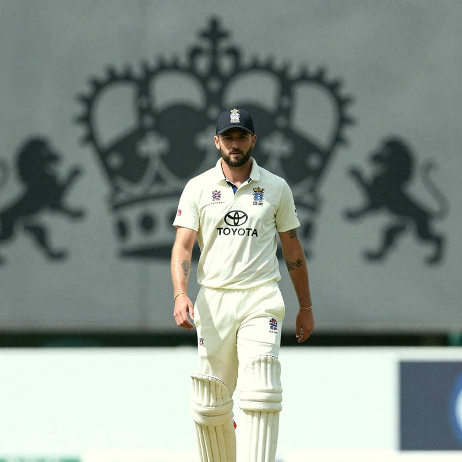 Bangladesh's Collapse in Frames: The Kinesiology of a Broken Batting Order Bangladesh's Collapse in Frames: The Kinesiology of a Broken Batting Order