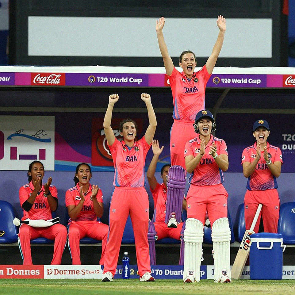The Empty Data Sheet: Blockchain Verification and Market Discipline in Cricket Analytics The Empty Data Sheet: Blockchain Verification and Market Discipline in Cricket Analytics
