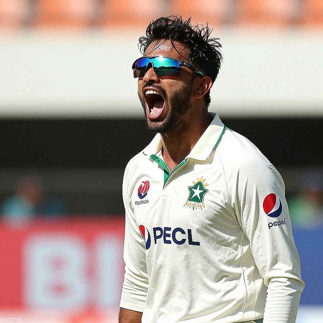 ব্লকচেইন লেজারে ক্রিকেটের রেফারি: স্বচ্ছতা, ক্ষমতা ও ডিআরএস-এর অদৃশ্য সীমানা ব্লকচেইন লেজারে ক্রিকেটের রেফারি: স্বচ্ছতা, ক্ষমতা ও ডিআরএস-এর অদৃশ্য সীমানা